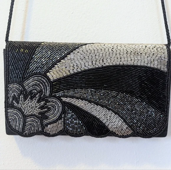 70s-80s Elegant Black and Silver Beaded Evening Bag/Clutch - Picture 2 of 8